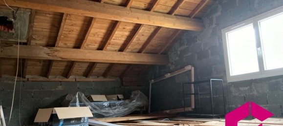 3 bedrooms House in Felines, France No. 272388 3