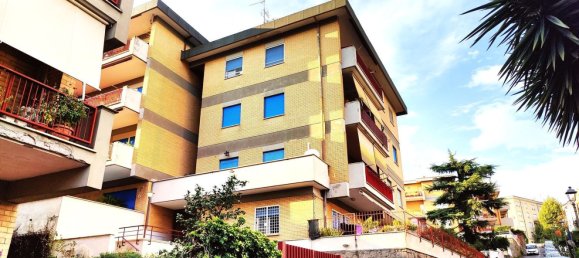 Apartamento de 4 divisões em Velletri, Italy N.º 64110 2