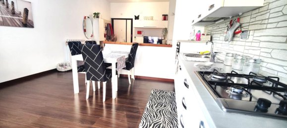 Apartamento de 4 divisões em Velletri, Italy N.º 64110 22