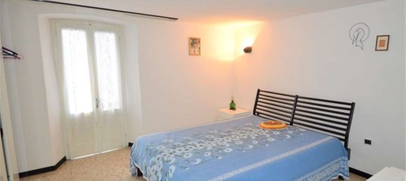 10-Zimmer Haus in San Giovanni Bianco, Italy, Nr. 87593 5