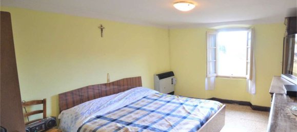 10-Zimmer Haus in San Giovanni Bianco, Italy, Nr. 87593 8