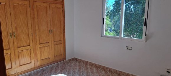 5 bedrooms Villa in Alicante, Spain No. 177159 18