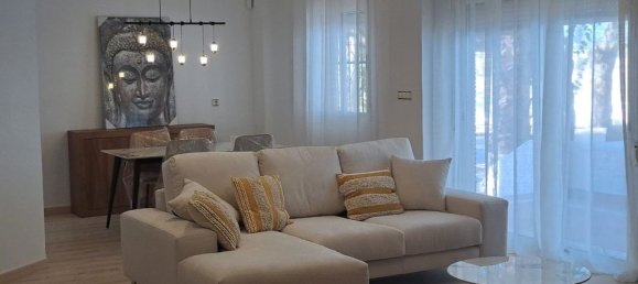 5 bedrooms Villa in Alicante, Spain No. 177159 2