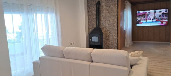 5 bedrooms Villa in Alicante, Spain No. 177159 5