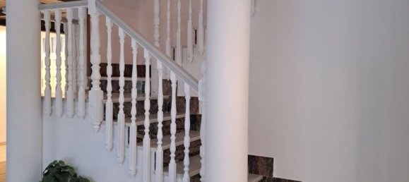 5 bedrooms Villa in Alicante, Spain No. 177159 16