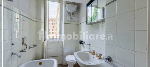 2 bedrooms Apartment in Genoa, Italy No. 337220 32