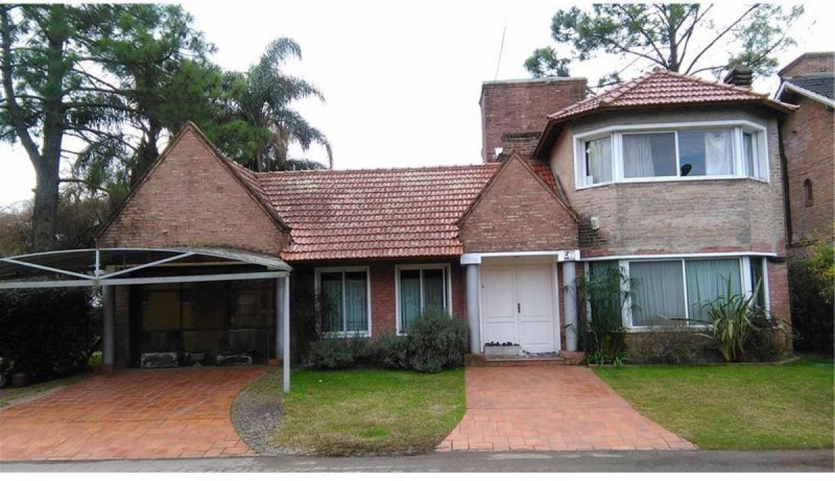 4 bedrooms House in Escobar, Argentina No. 51388