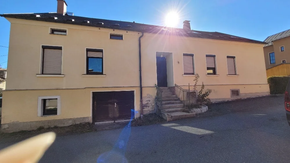 Таунхаус с 9 комнатами в Фогтланд, Германия № 349316