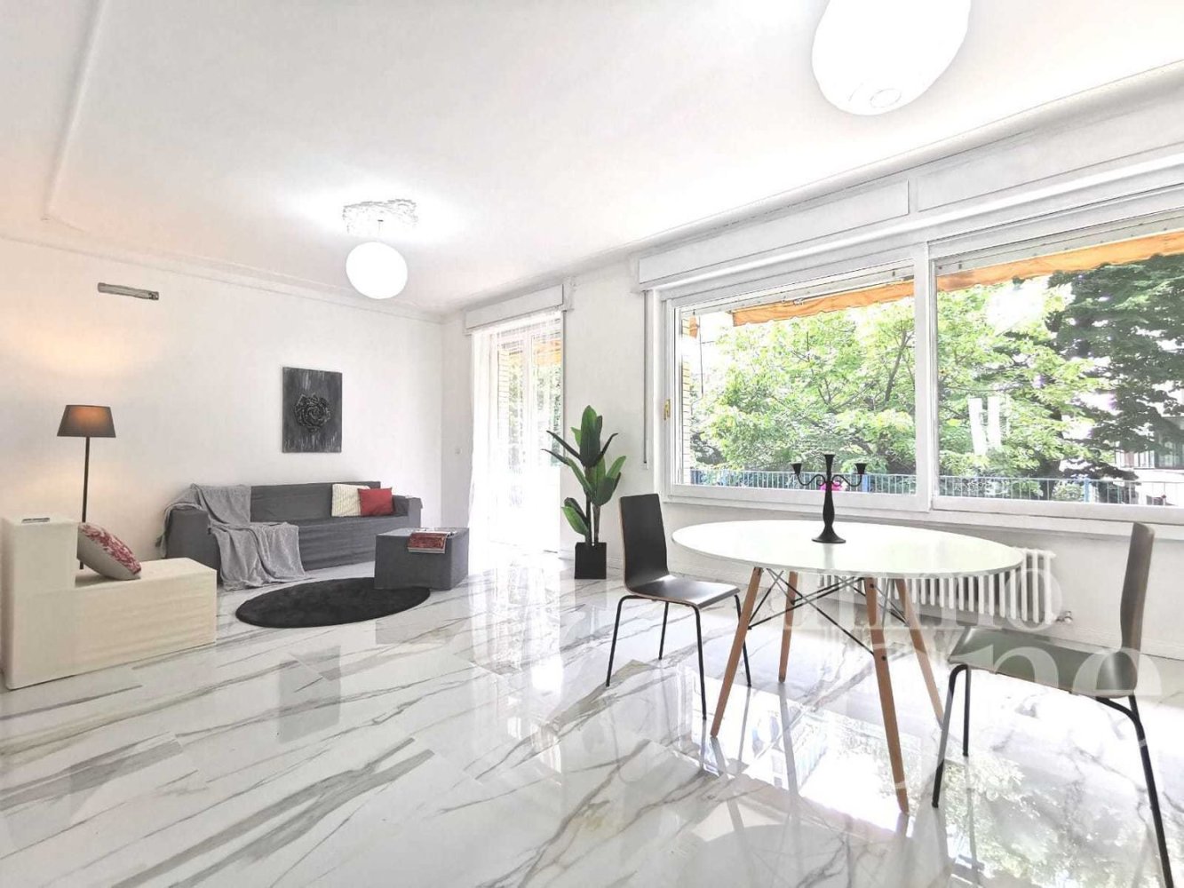 Apartamento de 6 habitaciónes en Livorno, Italy No. 228684