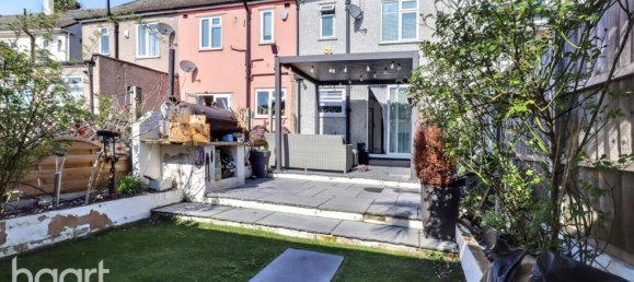 3 bedrooms House in Rainham, United Kingdom No. 4836 25