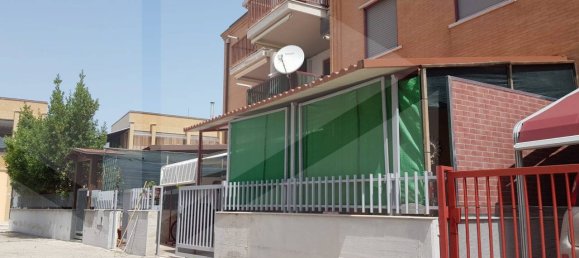4 rooms Apartment in Campomarino, Italy No. 24128 3