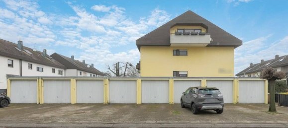 4 rooms Apartment in Baden-Wurttemberg, Germany No. 113488 3