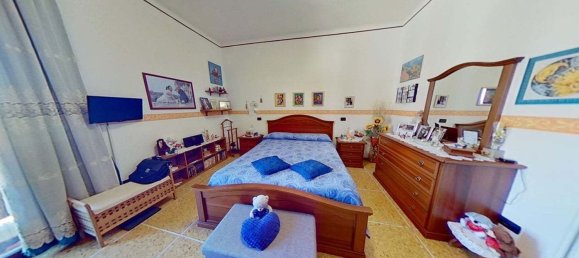 Apartamento de 4 habitaciónes en La Spezia, Italy No. 275619 15