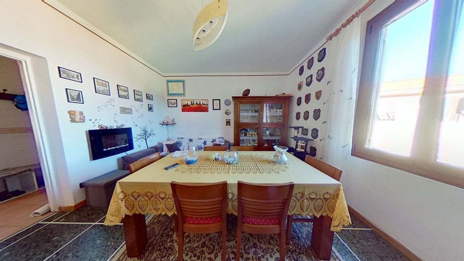 Apartamento de 4 habitaciónes en La Spezia, Italy No. 275619
