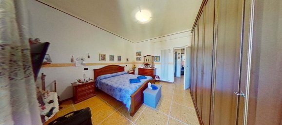 Apartamento de 4 habitaciónes en La Spezia, Italy No. 275619 11