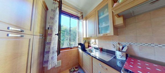 Apartamento de 4 habitaciónes en La Spezia, Italy No. 275619 12