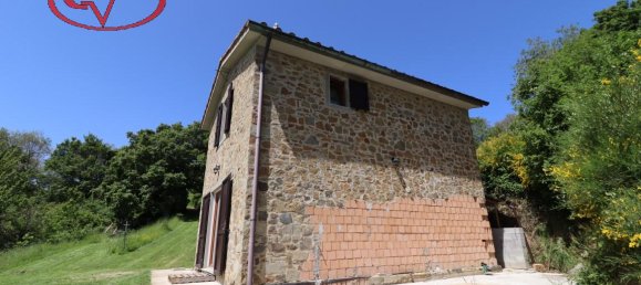 3-salle Maison à Loro Ciuffenna, Italy No. 235908 2