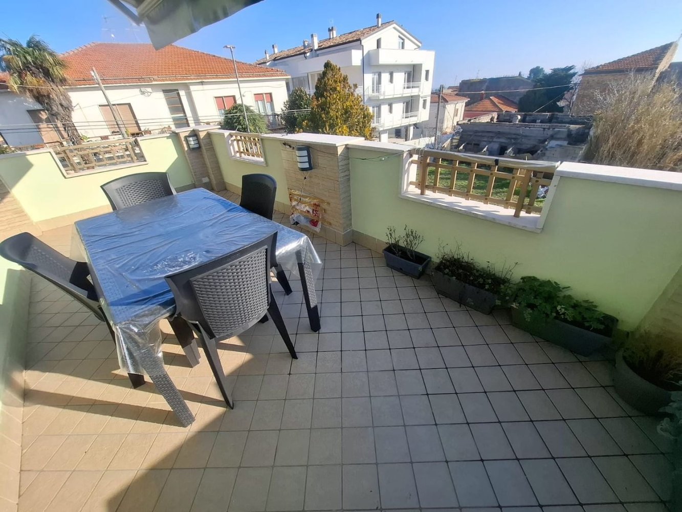 5 rooms House in Pescara, Italy No. 268735