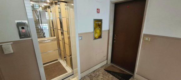 3 Schlafzimmer Wohnung in Varese, Italy, Nr. 312008 16