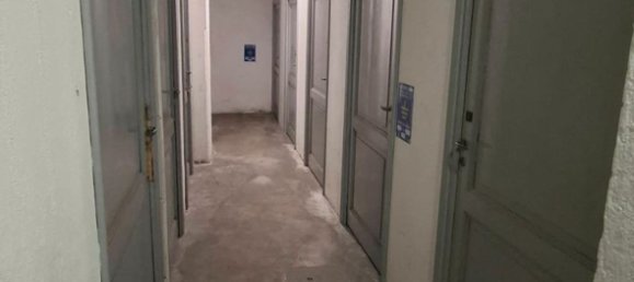 3 Schlafzimmer Wohnung in Varese, Italy, Nr. 312008 23