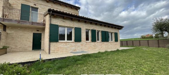 8غرفة فيلا في Ancona, Italy رقم 14878 12