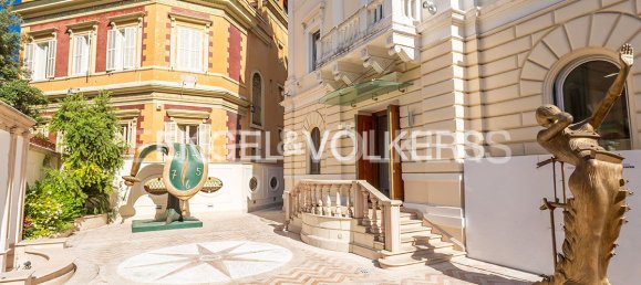 26 rooms Building in Rome, Italy No. 108546 2