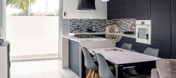 Вилла с 3 спальнями в Дайя Вьеха, Испания № 129364 2