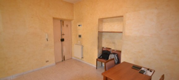 Квартира с 2 спальнями в Тиволи, Италия № 274338 3