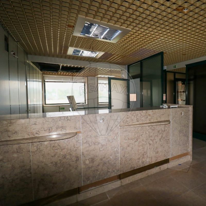 119m² Building in Pombal, Portugal No. 69265