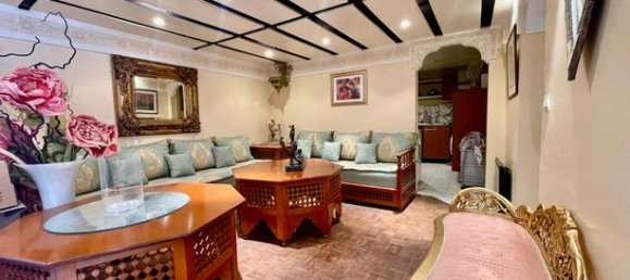 5 bedrooms House in Drancy, France No. 311797 11