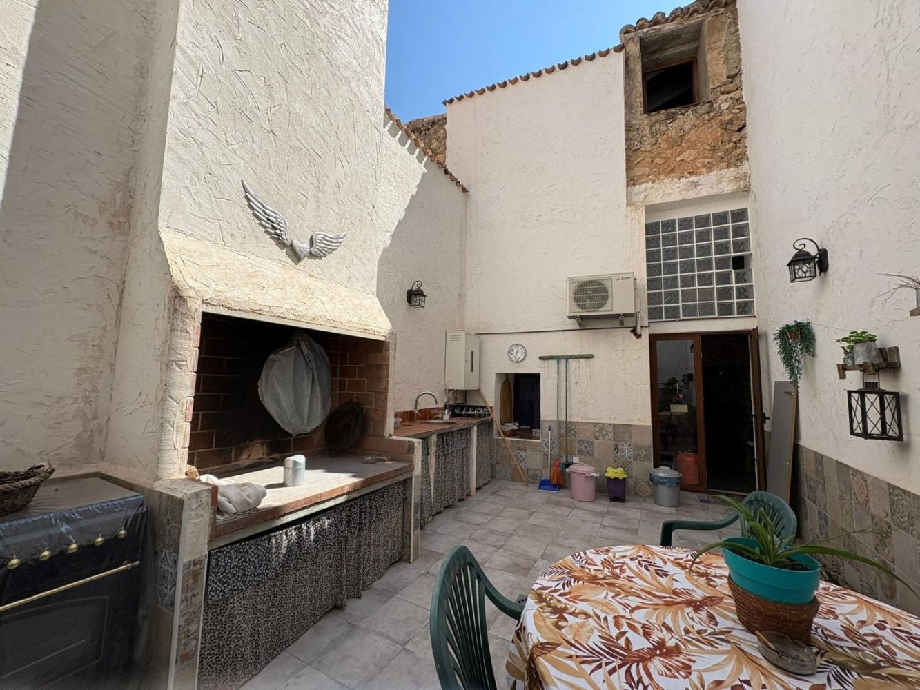 6 bedrooms House in Lliria, Spain No. 150122