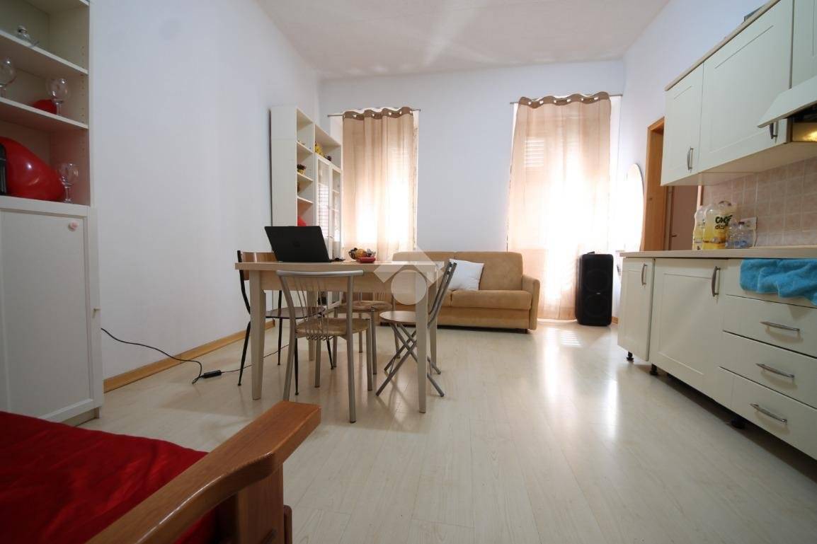 1 غرف نوم شقة في Trieste, Italy رقم 52349