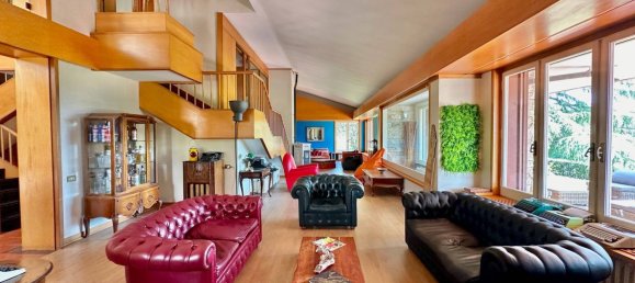 7 bedrooms Villa in Rome, Italy No. 46809 11