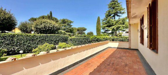 7 bedrooms Villa in Rome, Italy No. 46809 31