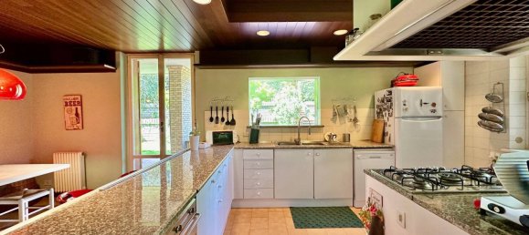 7 bedrooms Villa in Rome, Italy No. 46809 18