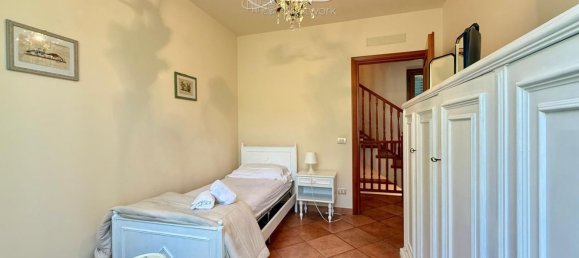 8 bedrooms Villa in Viareggio, Italy No. 323862 23