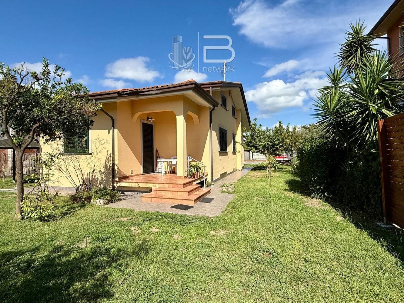 8 bedrooms Villa in Viareggio, Italy No. 323862