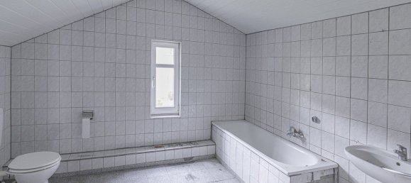 Дом с 18 комнатами в Тутлинген, Германия № 85717 9