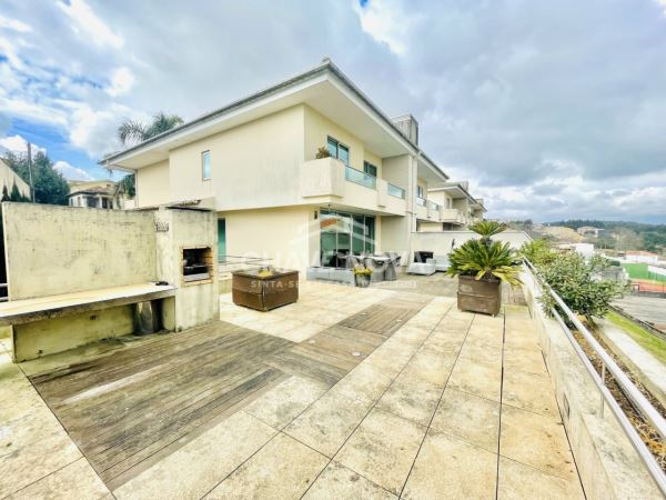 3 غرف نوم منزل في Sao Joao da Madeira, Portugal رقم 43745