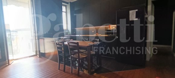 3 Schlafzimmer Wohnung in Milan, Italy, Nr. 282243 12