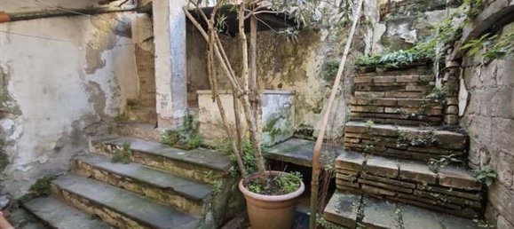 6 rooms House in Montalcino, Italy No. 134987 20