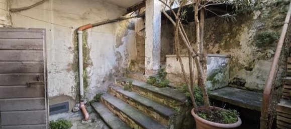 6 rooms House in Montalcino, Italy No. 134987 19