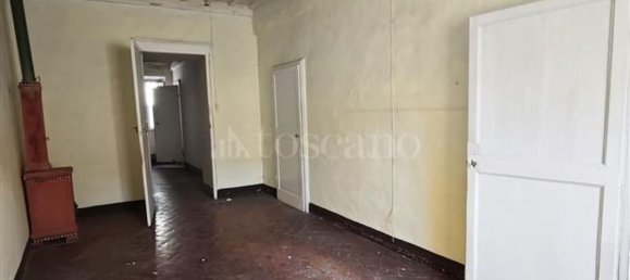 6 rooms House in Montalcino, Italy No. 134987 12