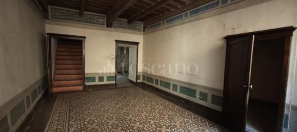 6 rooms House in Montalcino, Italy No. 134987 4