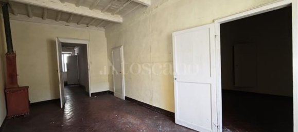 6 rooms House in Montalcino, Italy No. 134987 13