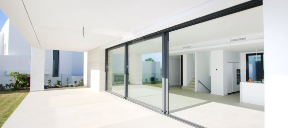 4 chambres Villa à Marbella, Spain No. 99099 21