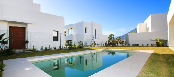 4 chambres Villa à Marbella, Spain No. 99099 8