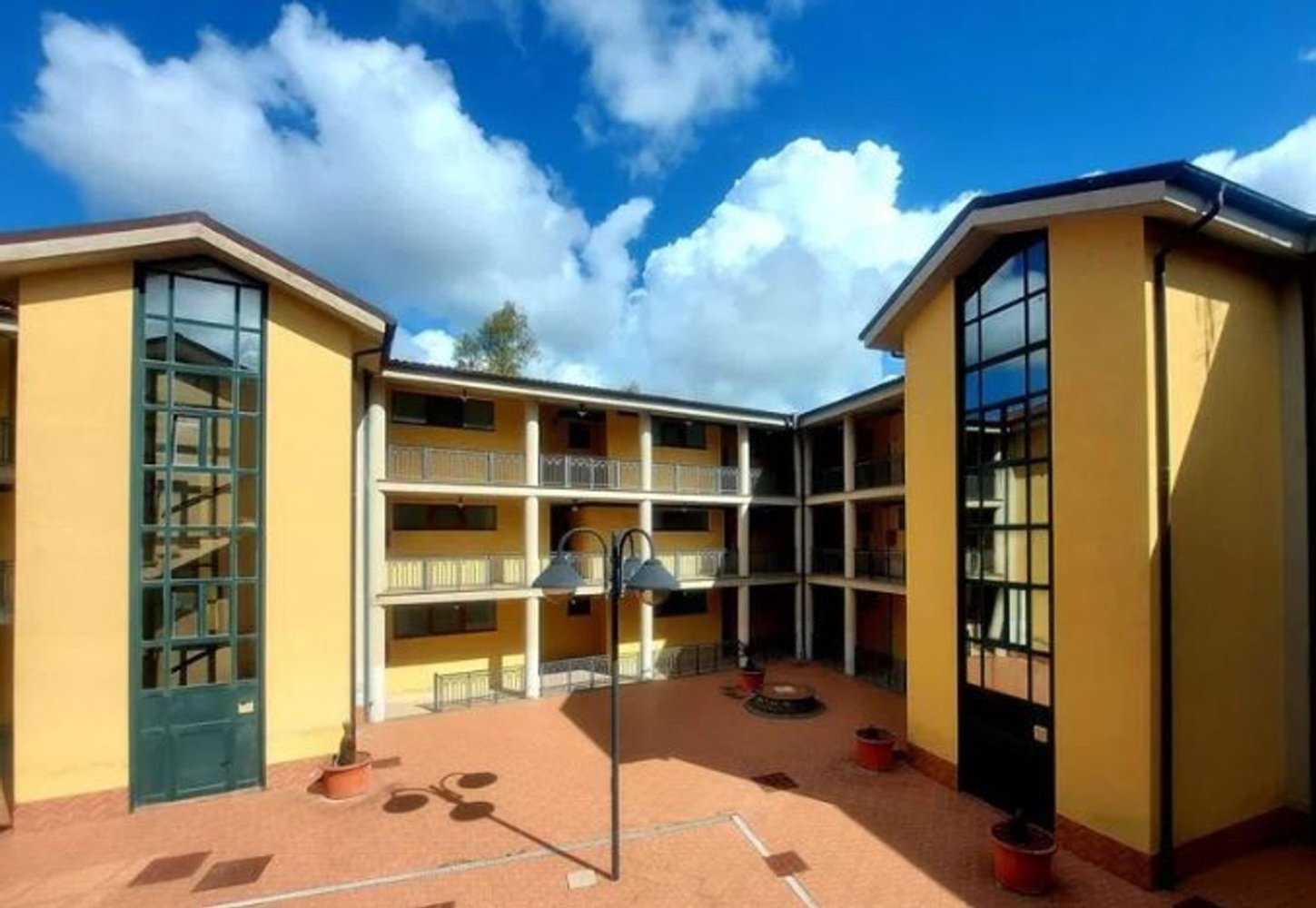 2 bedrooms Apartment in Fiumicino, Italy No. 321273