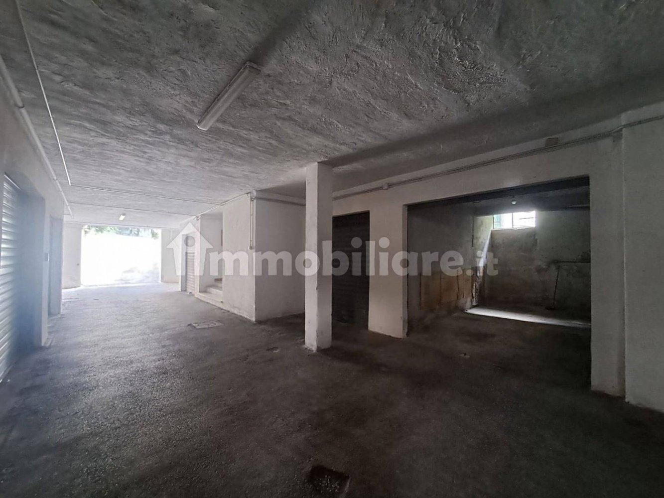 17m² Garage in Cardito, Italy No. 94178
