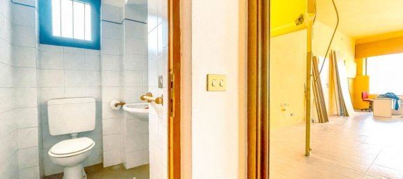 Gewerbliche Immobilie in Bellinzago Novarese, Italy 44m², Nr. 379713 6